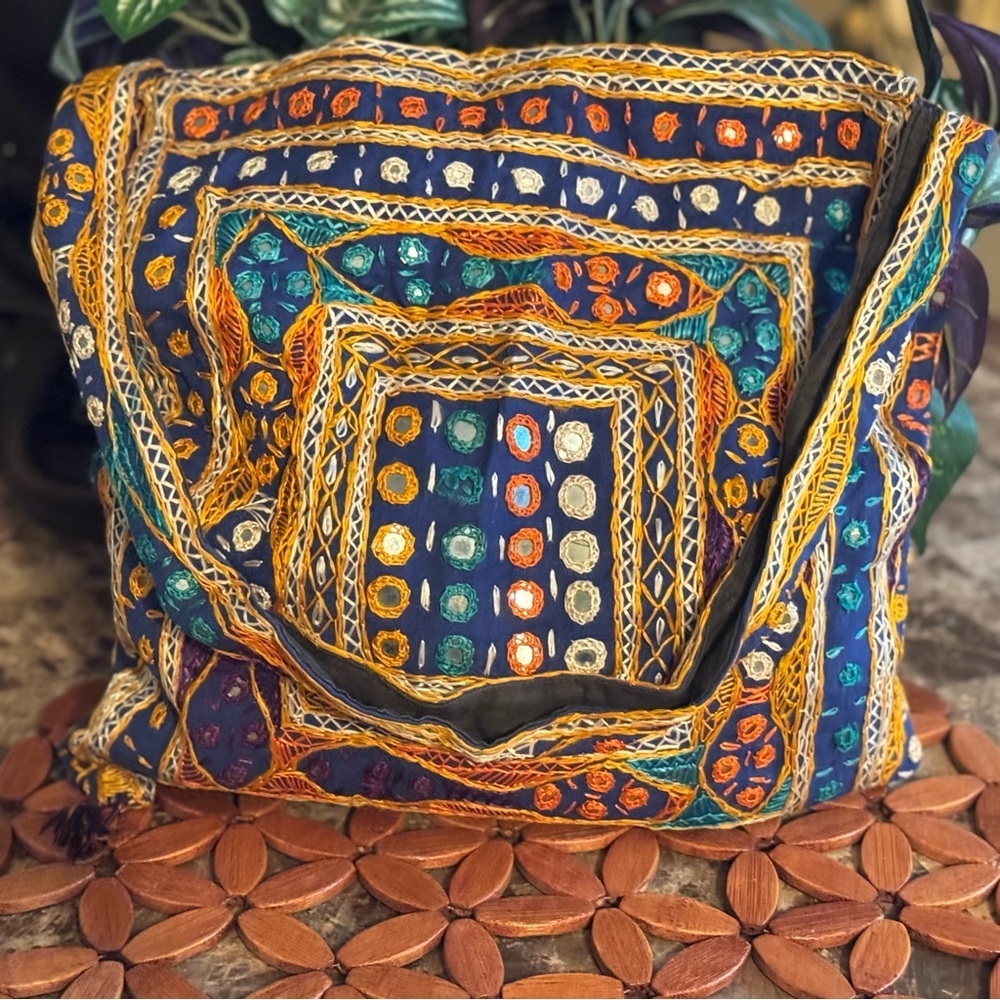 Vintage Kutch Banjara Embroidered Mirror Work Boho Shoulder Bag Handmade India